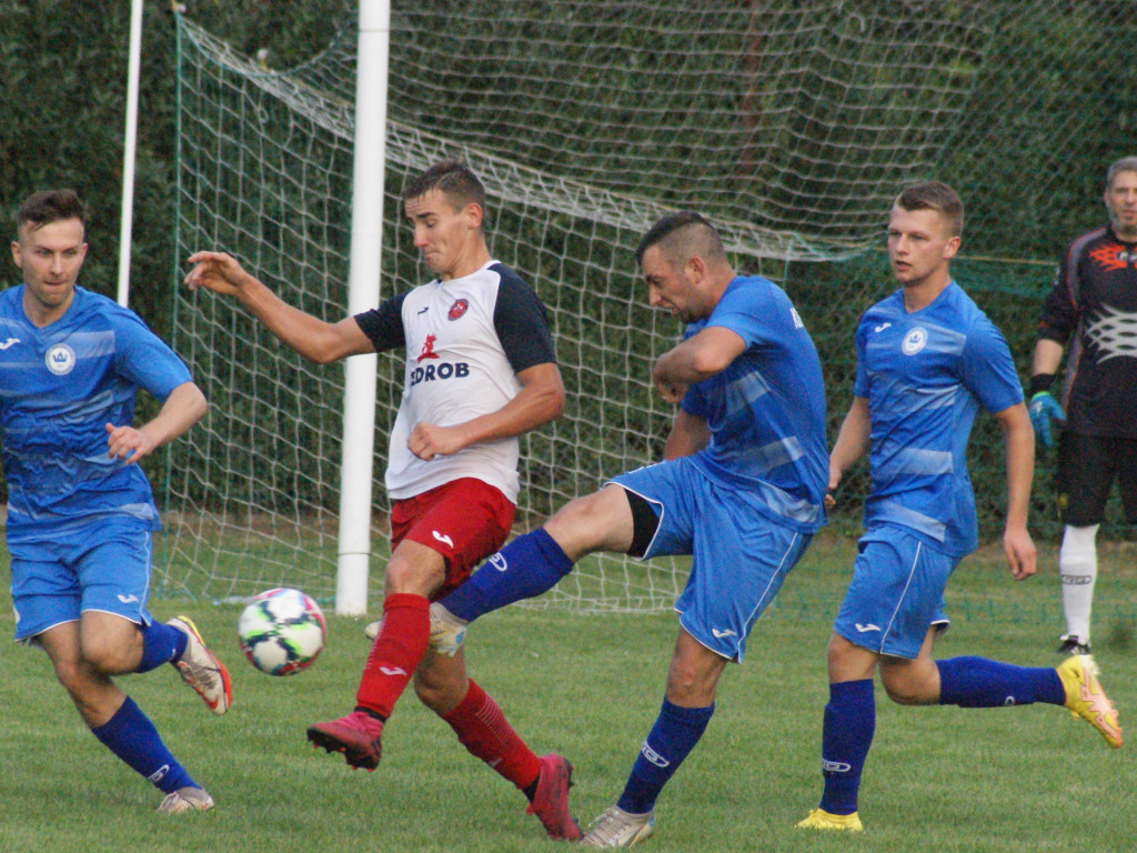 Derby dla Korony. Beniaminek bez szans