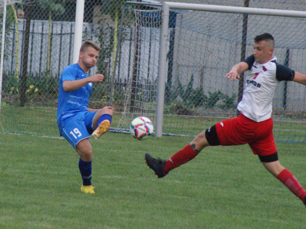 Derby dla Korony. Beniaminek bez szans