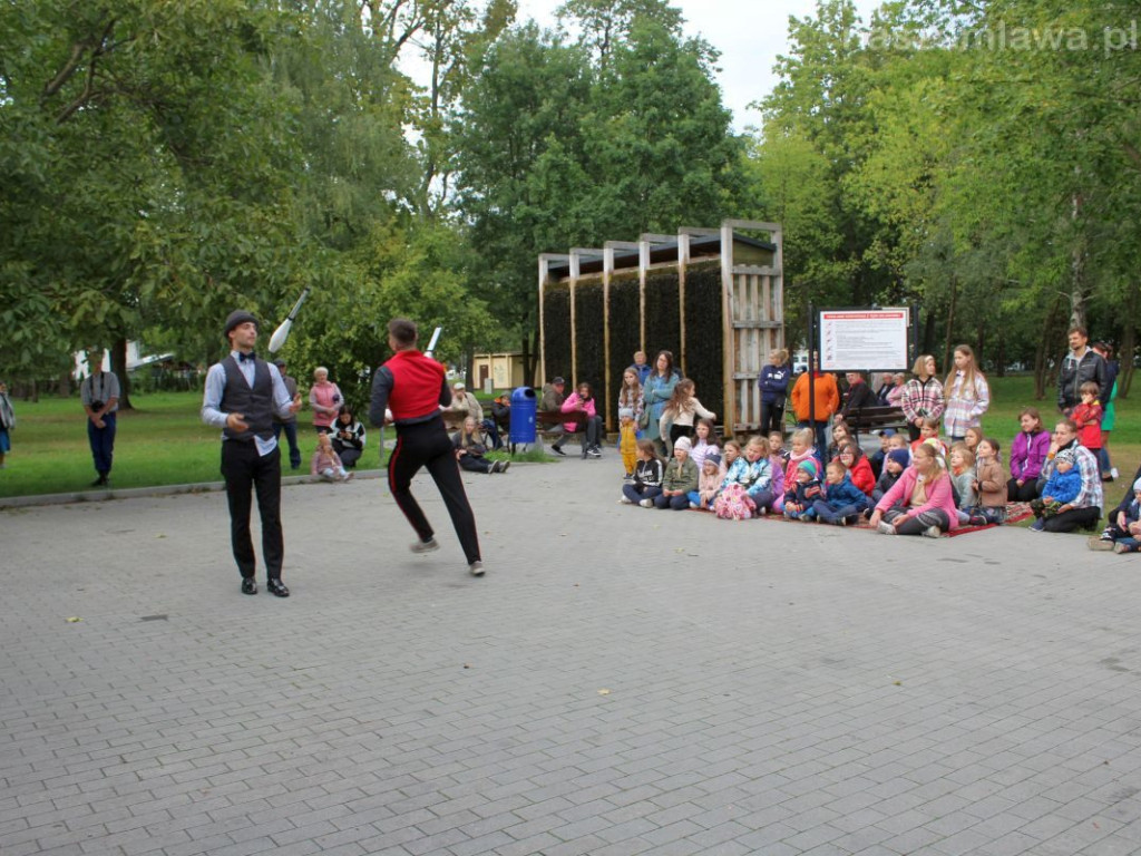 Parada i piknik w mławskich parkach [ZDJĘCIA]