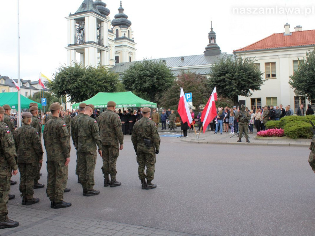 Przysięga wojskowa i defilada w centrum Mławy [NASZA RELACJA]
