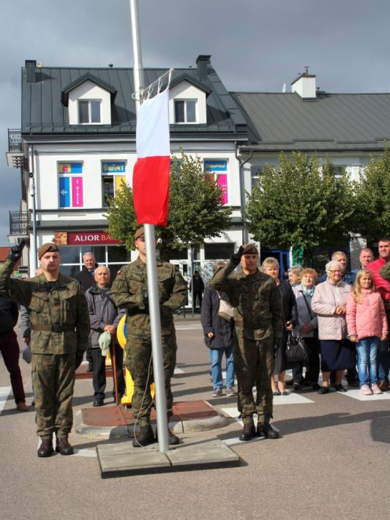 Przysięga wojskowa i defilada w centrum Mławy [NASZA RELACJA]