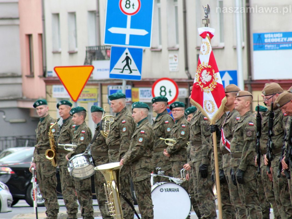 Przysięga wojskowa i defilada w centrum Mławy [NASZA RELACJA]
