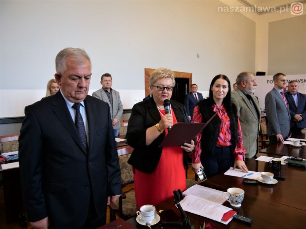 Maturzyści nagrodzeni, nauczyciele awansowani [ZDJĘCIA]