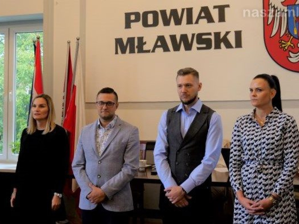 Maturzyści nagrodzeni, nauczyciele awansowani [ZDJĘCIA]