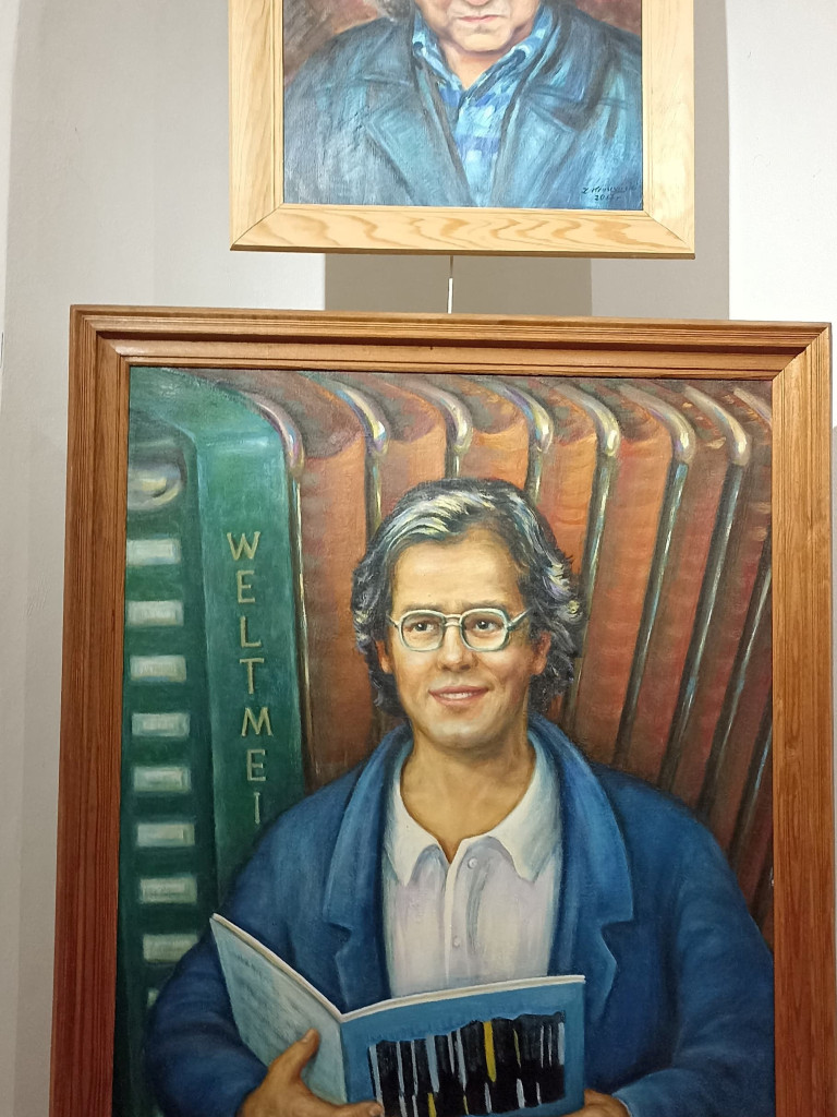 Mławianin prezentuje prace w stołecznej Galerii Brama Bielańska