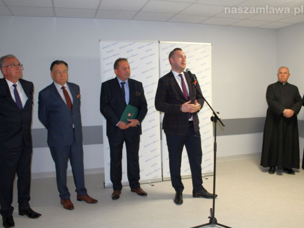 Karetka i sprzęt dla szpitala [NASZA RELACJA]