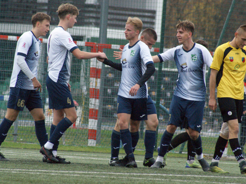 Siódemka rezerw. Dublet Nadratowskiego nie pomógł