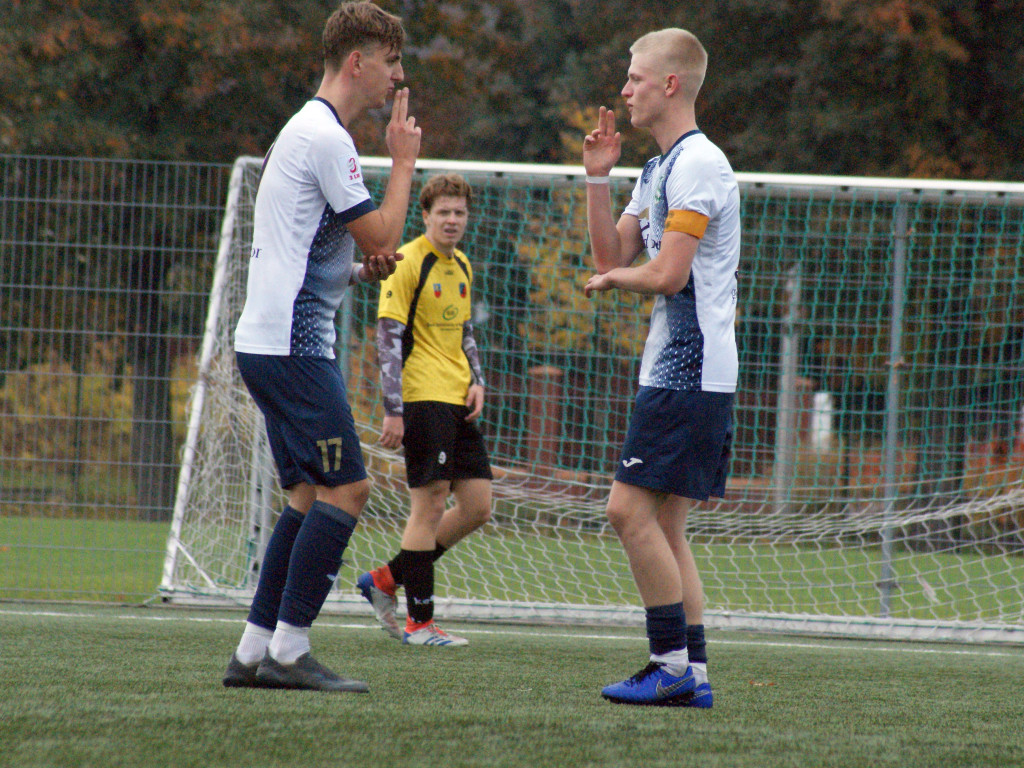 Siódemka rezerw. Dublet Nadratowskiego nie pomógł