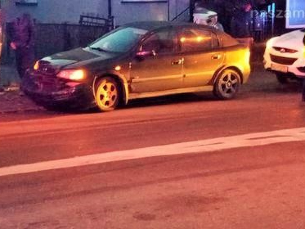 Zderzenie samochodów na Zuzanny Morawskiej [ZDJĘCIA]