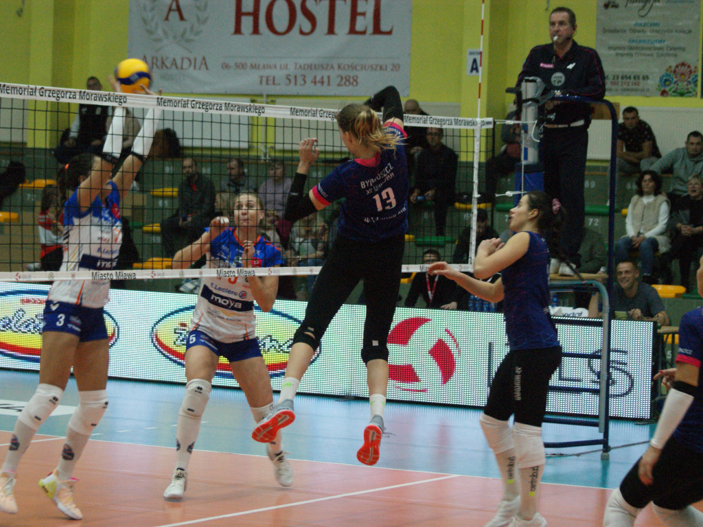 Budowlani obronili tytuł. Drugi siatkarski memoriał