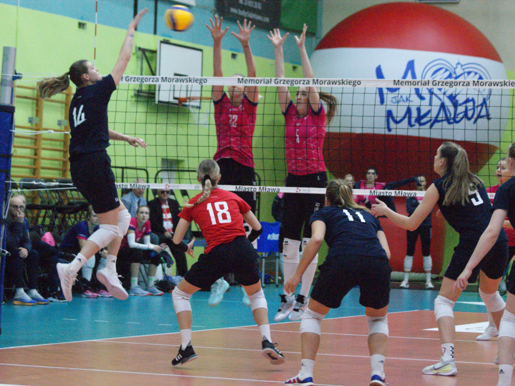 Budowlani obronili tytuł. Drugi siatkarski memoriał