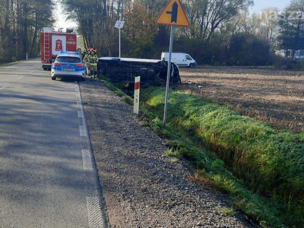 Niewłaściwy manewr 19-latki [ZDJĘCIA]