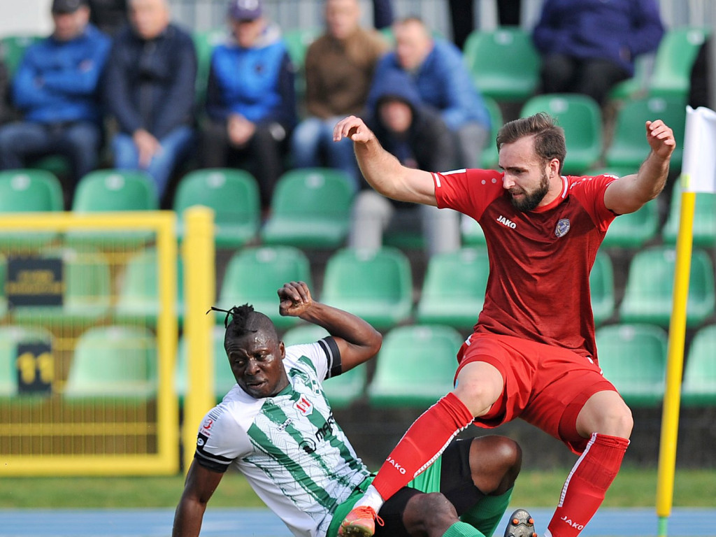 Powalczyli w dziesięciu. Cenny punkt Mławianki