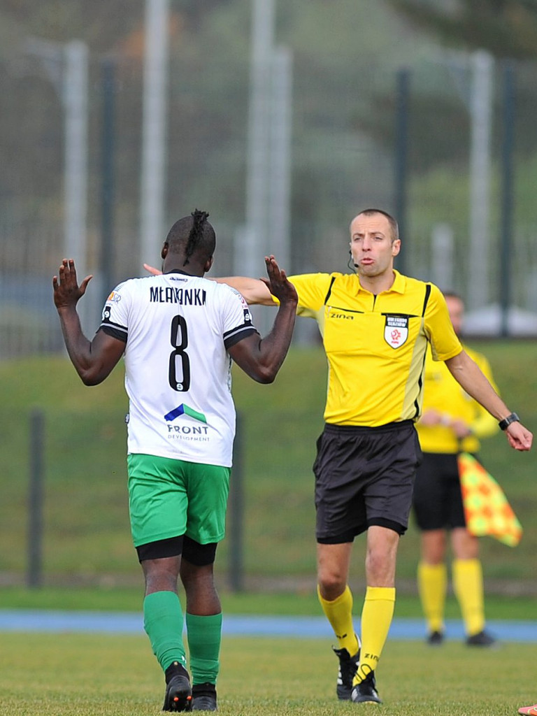 Powalczyli w dziesięciu. Cenny punkt Mławianki