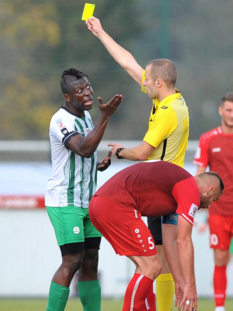Powalczyli w dziesięciu. Cenny punkt Mławianki