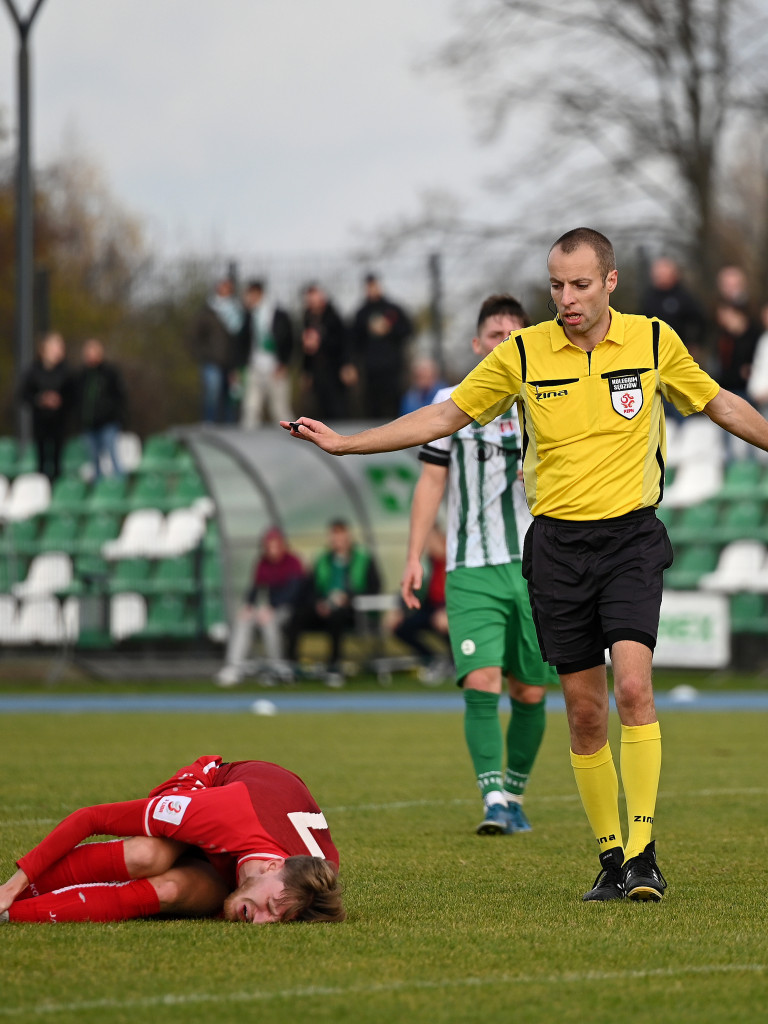 Powalczyli w dziesięciu. Cenny punkt Mławianki
