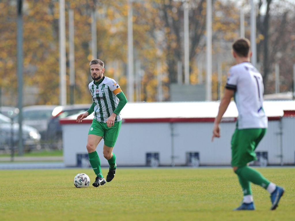 Powalczyli w dziesięciu. Cenny punkt Mławianki