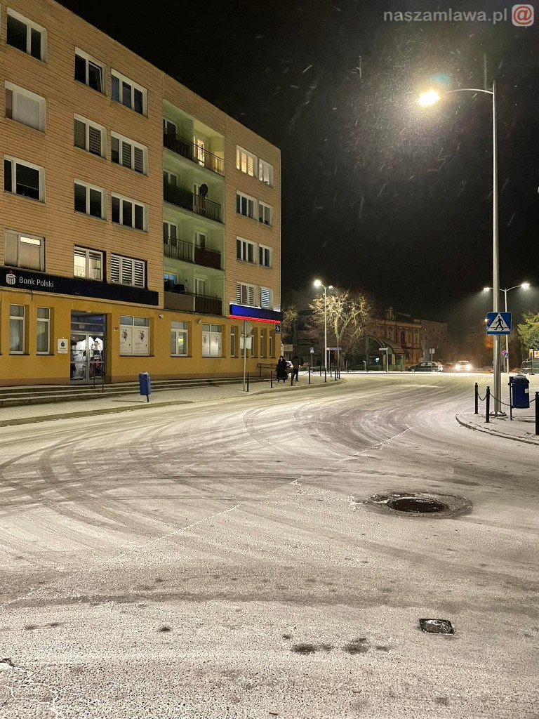 Atak zimy w Mławie [ZDJĘCIA]