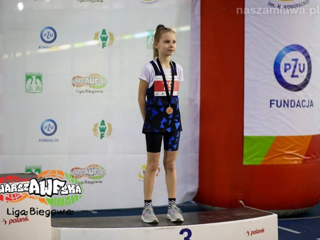 Tuzin medali lekkoatletów okraszonych rekordami