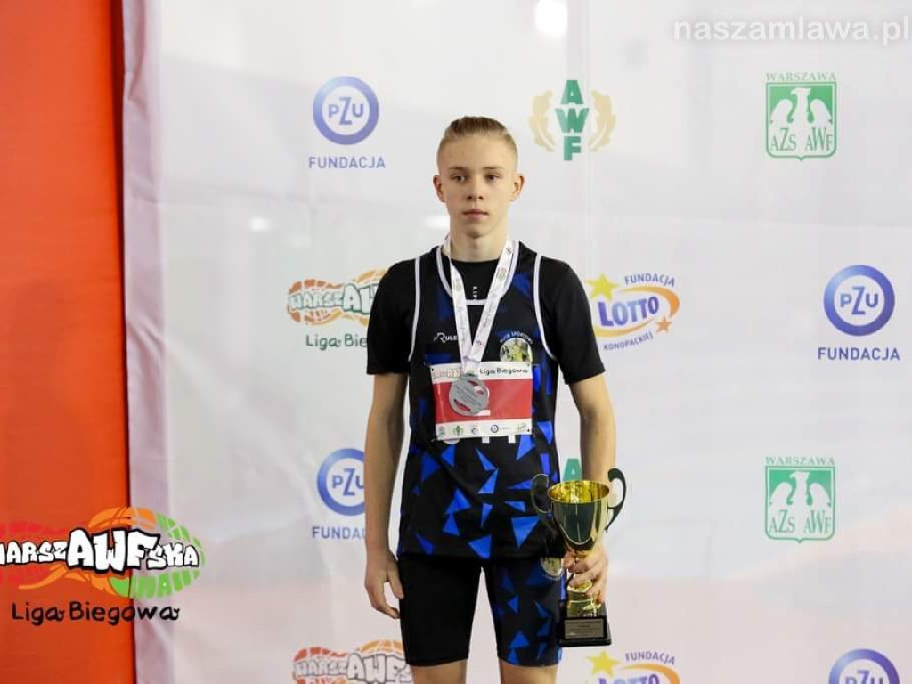 Adamski najlepszy na trzysta. Pięcioro lekkoatletów nagrodzonych