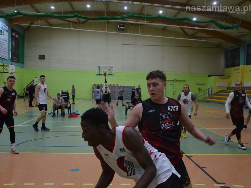 Świąteczne granie pod koszem. NFZ Team najlepszy