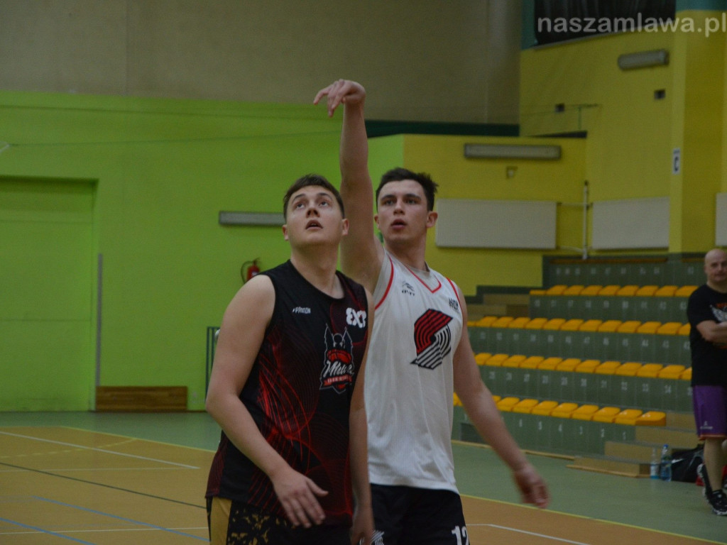 Świąteczne granie pod koszem. NFZ Team najlepszy