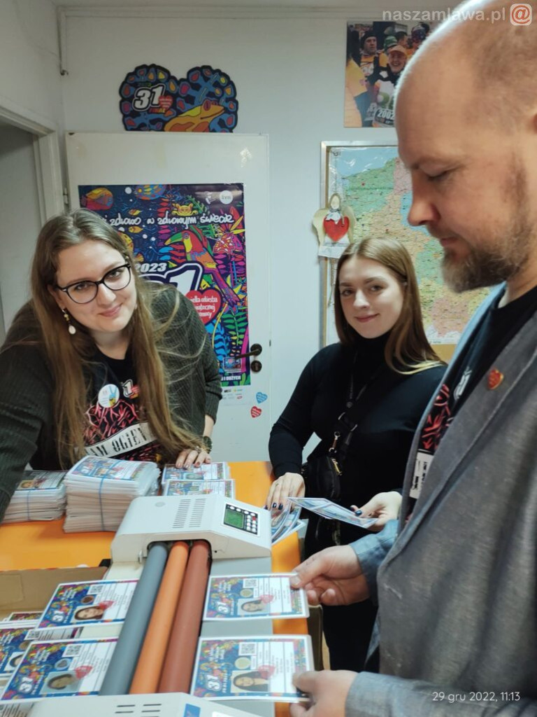 Mławianie w siedzibie WOŚP.  Finał coraz bliżej