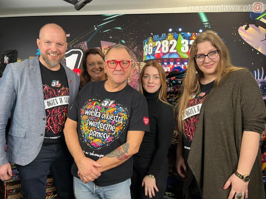 Mławianie w siedzibie WOŚP.  Finał coraz bliżej