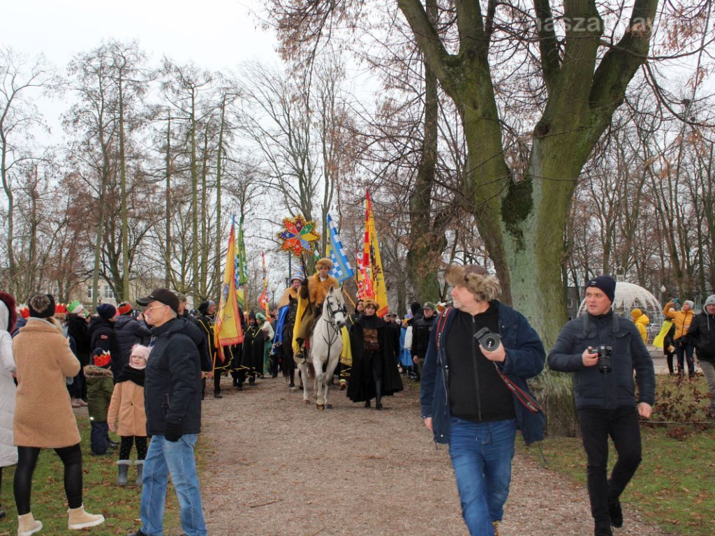 Tłumy w Orszaku Trzech Króli [ZDJĘCIA]