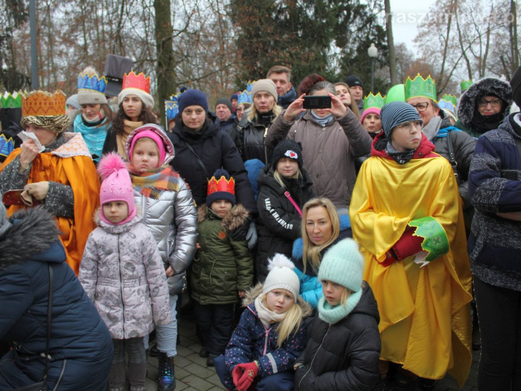 Tłumy w Orszaku Trzech Króli [ZDJĘCIA]