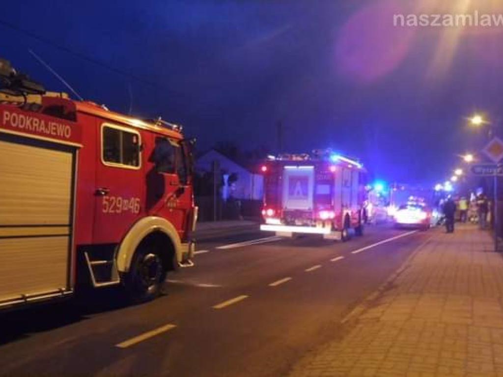 Wywrotka osobówki na siódemce