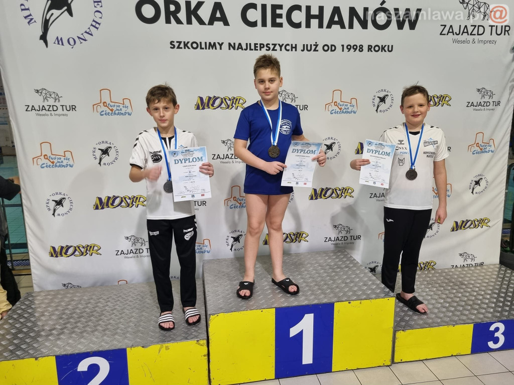 Kapitalne otwarcie pływaków. Grad medali w Ciechanowie