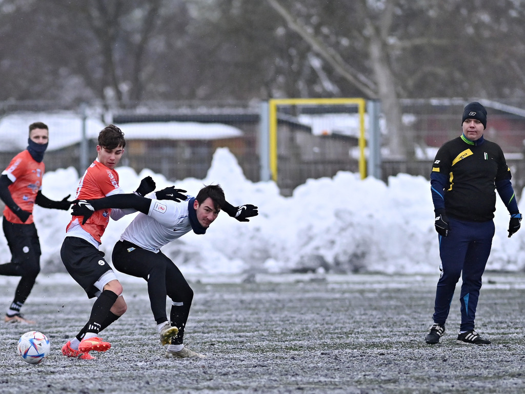 Testy trwają. Stomil strzelał po przerwie