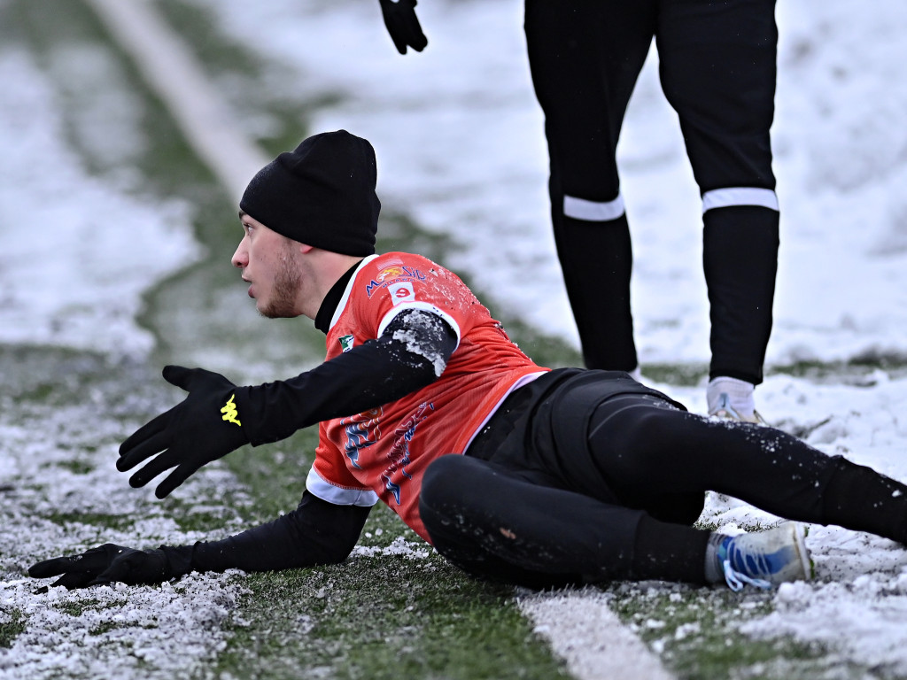 Testy trwają. Stomil strzelał po przerwie