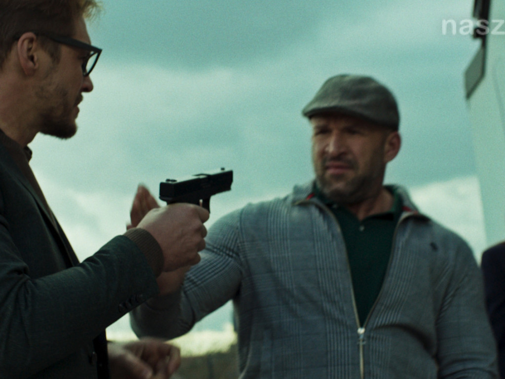 Blef doskonały z muzyką mławianina RX-a