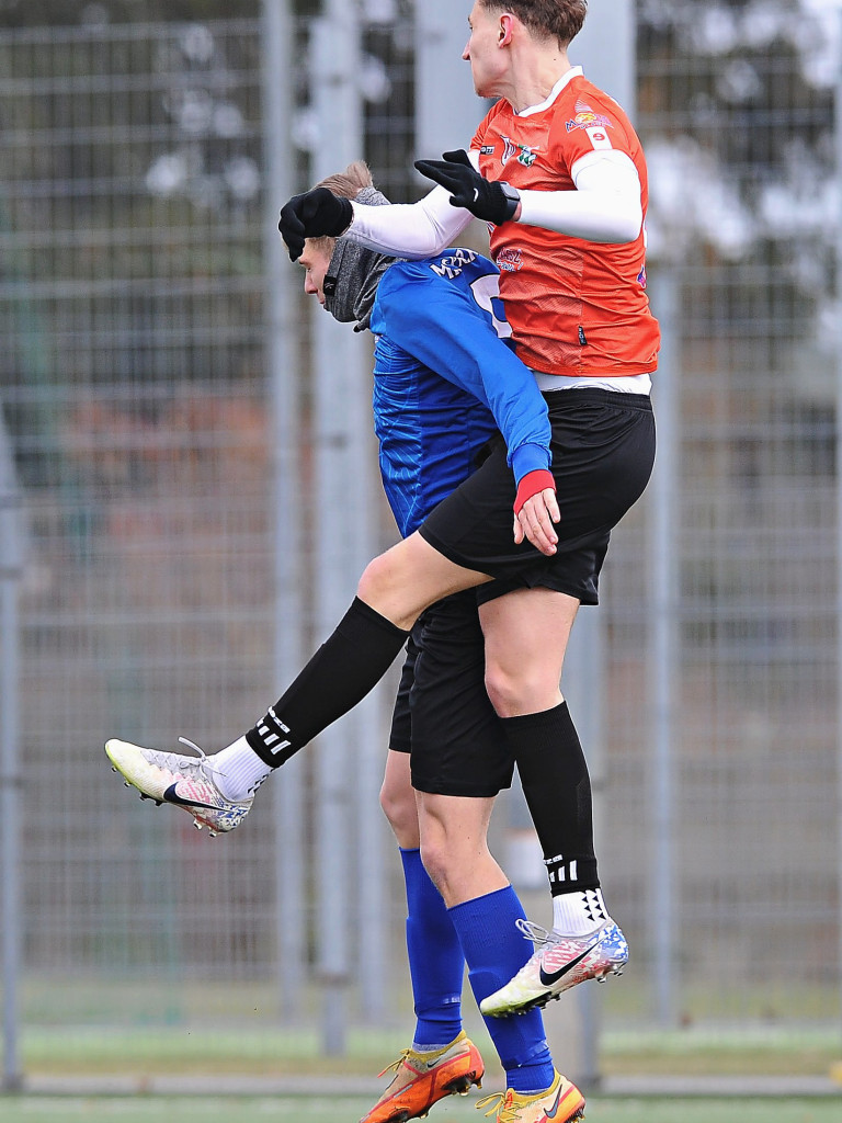 Dwa kolejne nabytki. Przasnysz pokonany