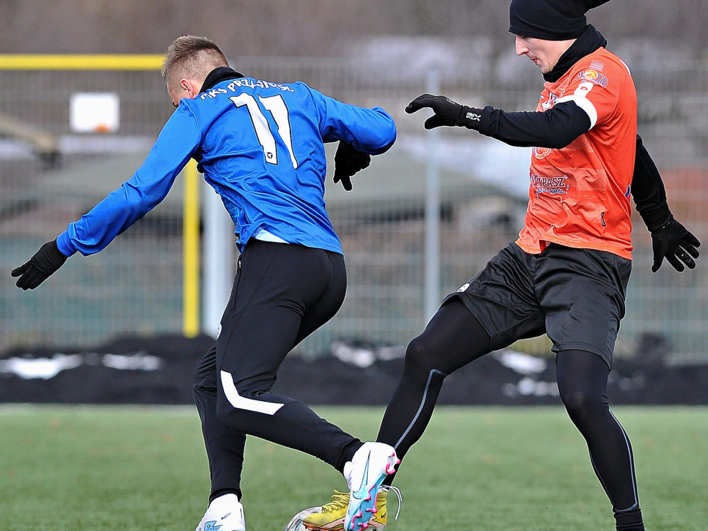 Dwa kolejne nabytki. Przasnysz pokonany