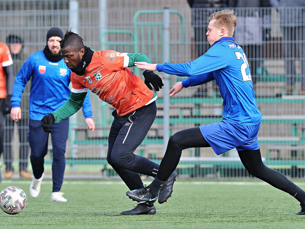 Dwa kolejne nabytki. Przasnysz pokonany