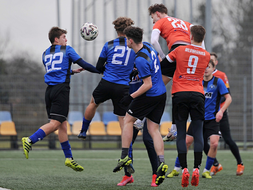 Ostatni sparing na piątkę. Wasiak kontra Mławianka