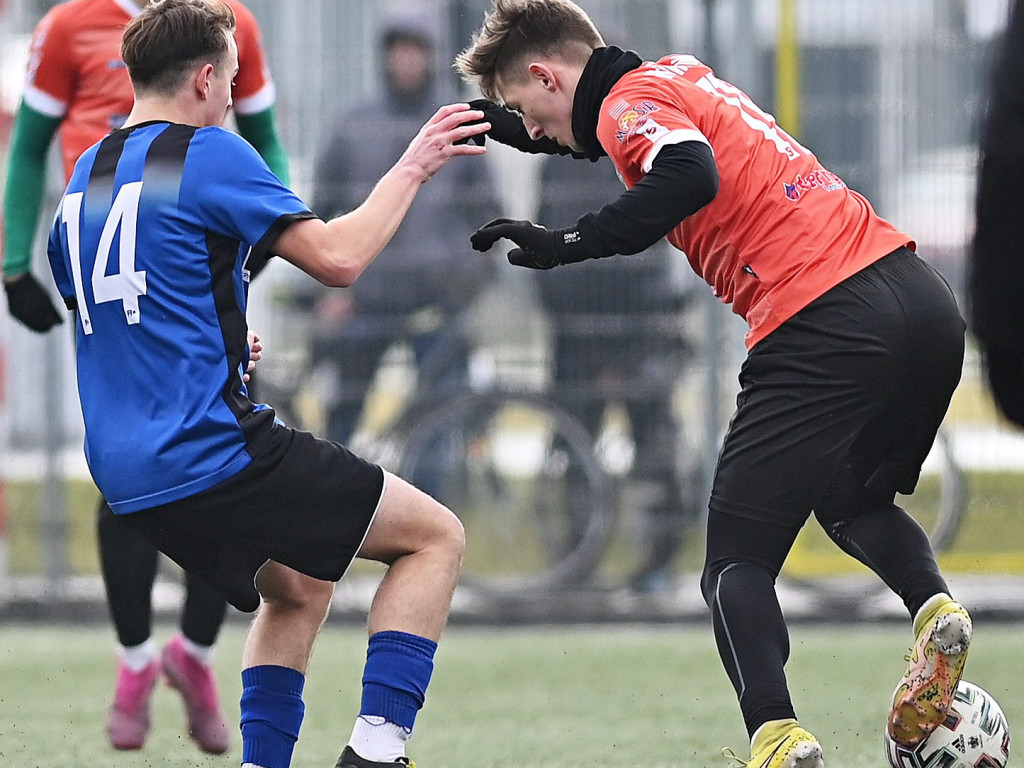 Ostatni sparing na piątkę. Wasiak kontra Mławianka