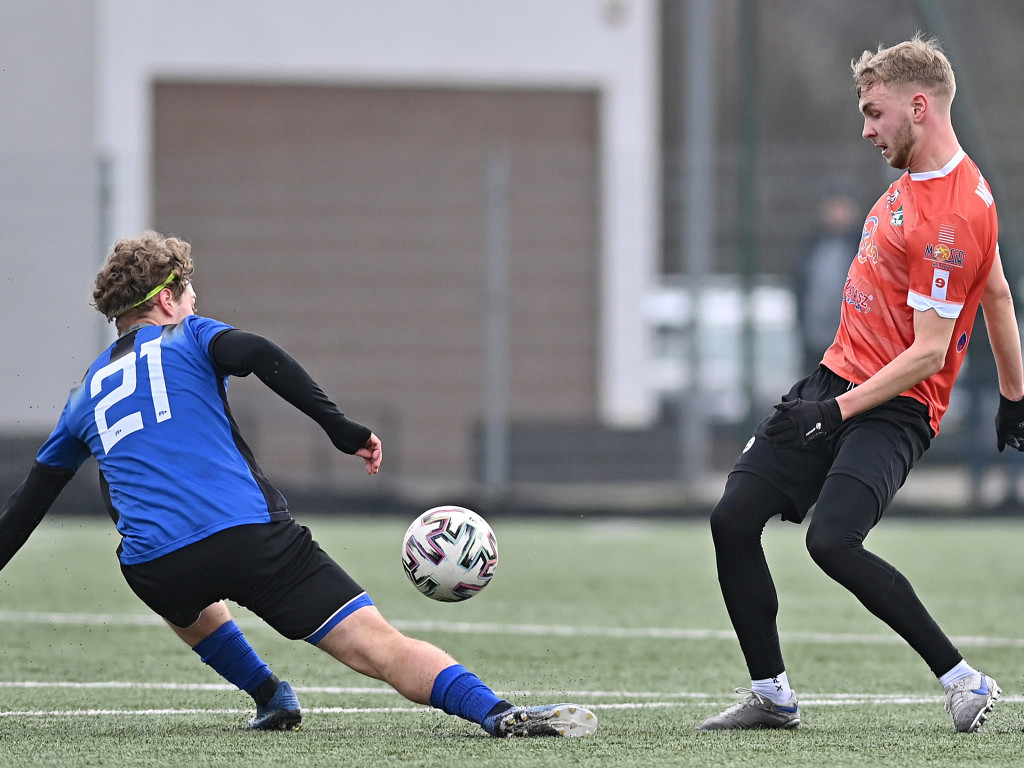 Ostatni sparing na piątkę. Wasiak kontra Mławianka