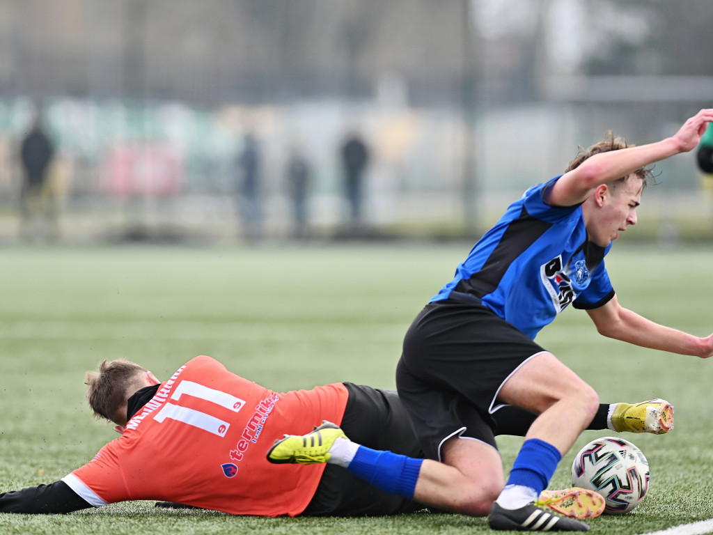 Ostatni sparing na piątkę. Wasiak kontra Mławianka