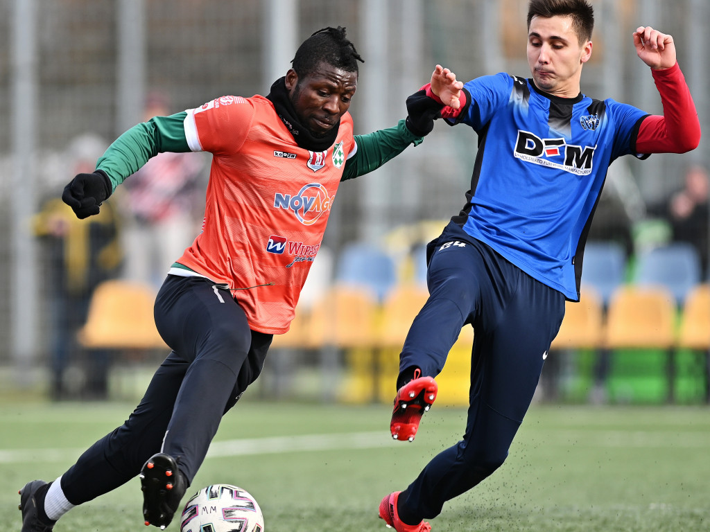 Ostatni sparing na piątkę. Wasiak kontra Mławianka