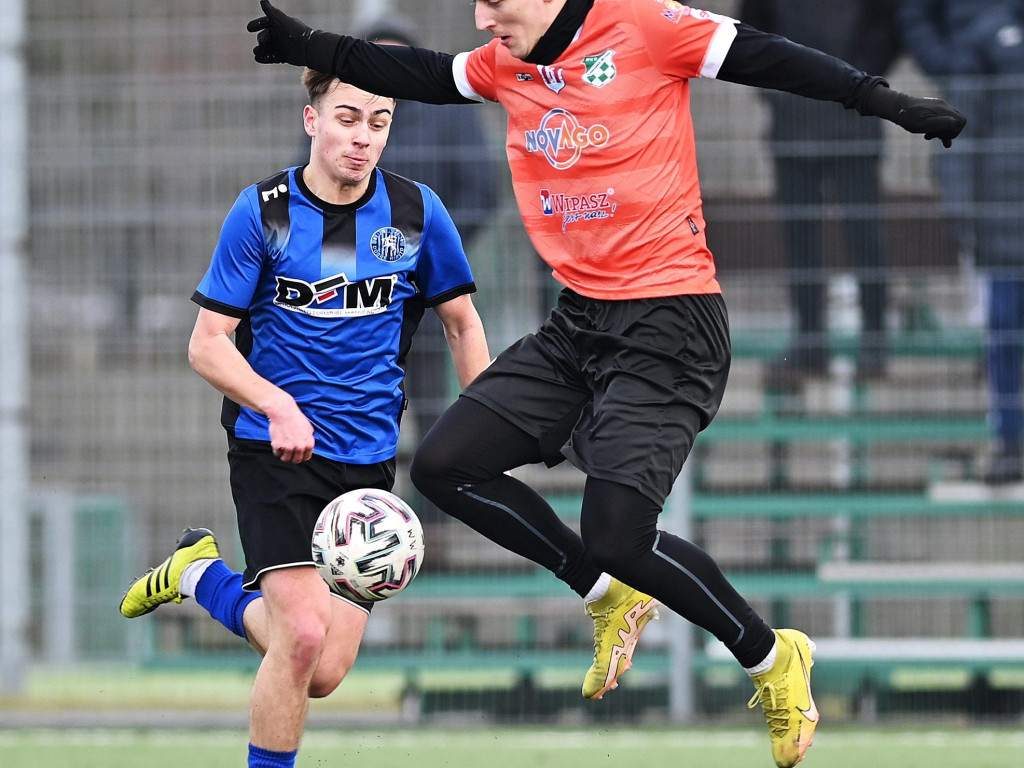 Ostatni sparing na piątkę. Wasiak kontra Mławianka