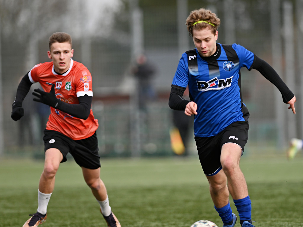 Ostatni sparing na piątkę. Wasiak kontra Mławianka