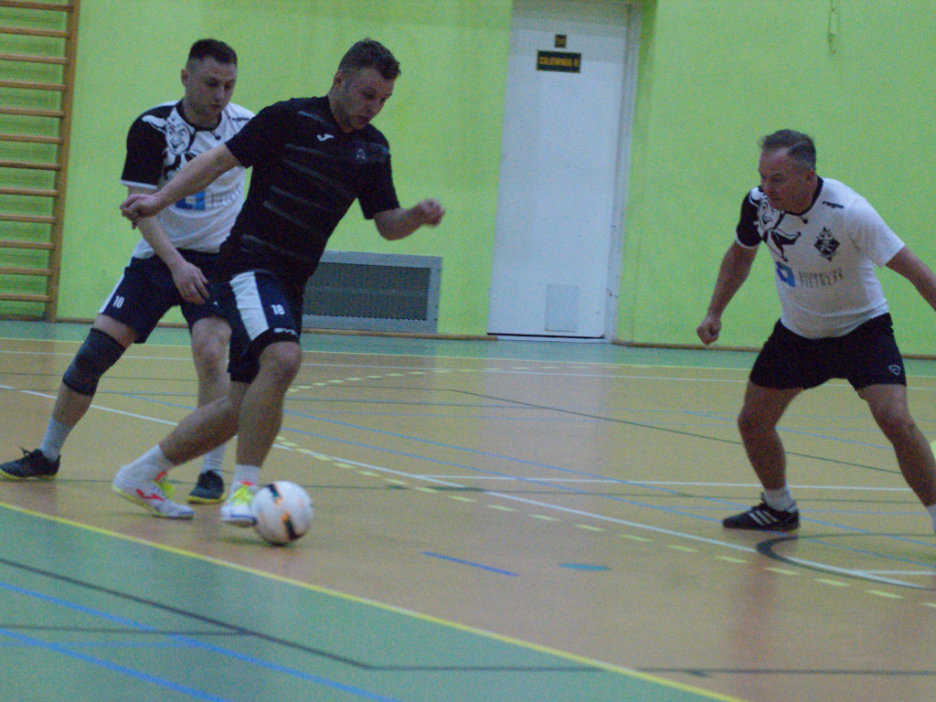 Joker zdetronizował Straż. Finisz Oldbojów wart podium