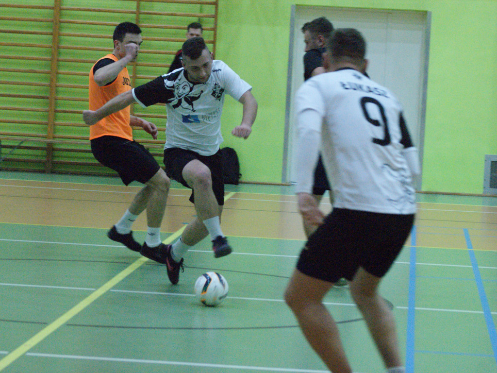 Joker zdetronizował Straż. Finisz Oldbojów wart podium