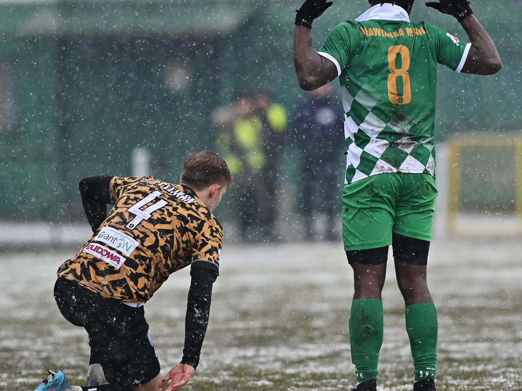 Sukces Mławianki na sniegu. Mecz mógł być przełożony