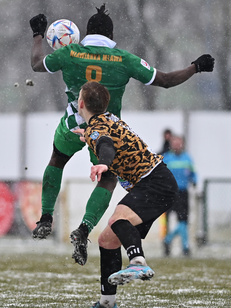 Sukces Mławianki na sniegu. Mecz mógł być przełożony