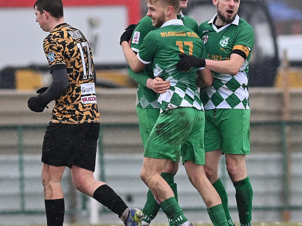 Sukces Mławianki na sniegu. Mecz mógł być przełożony